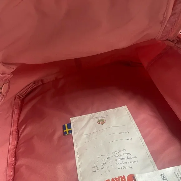 Fjallraven Kanken Dusty Pink Backpack - Picture 4 of 4